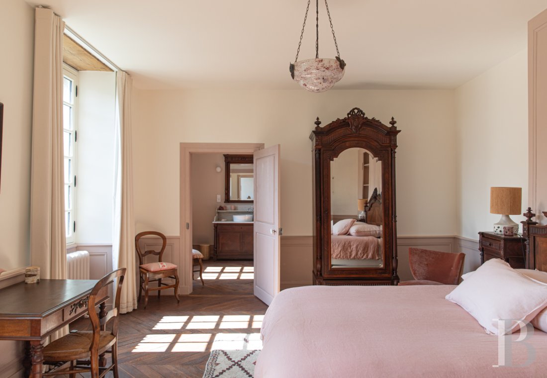 A carefully renovated 19th-century family home in the Plateau de Millevaches nature reserve in Flayat  - photo  n°28